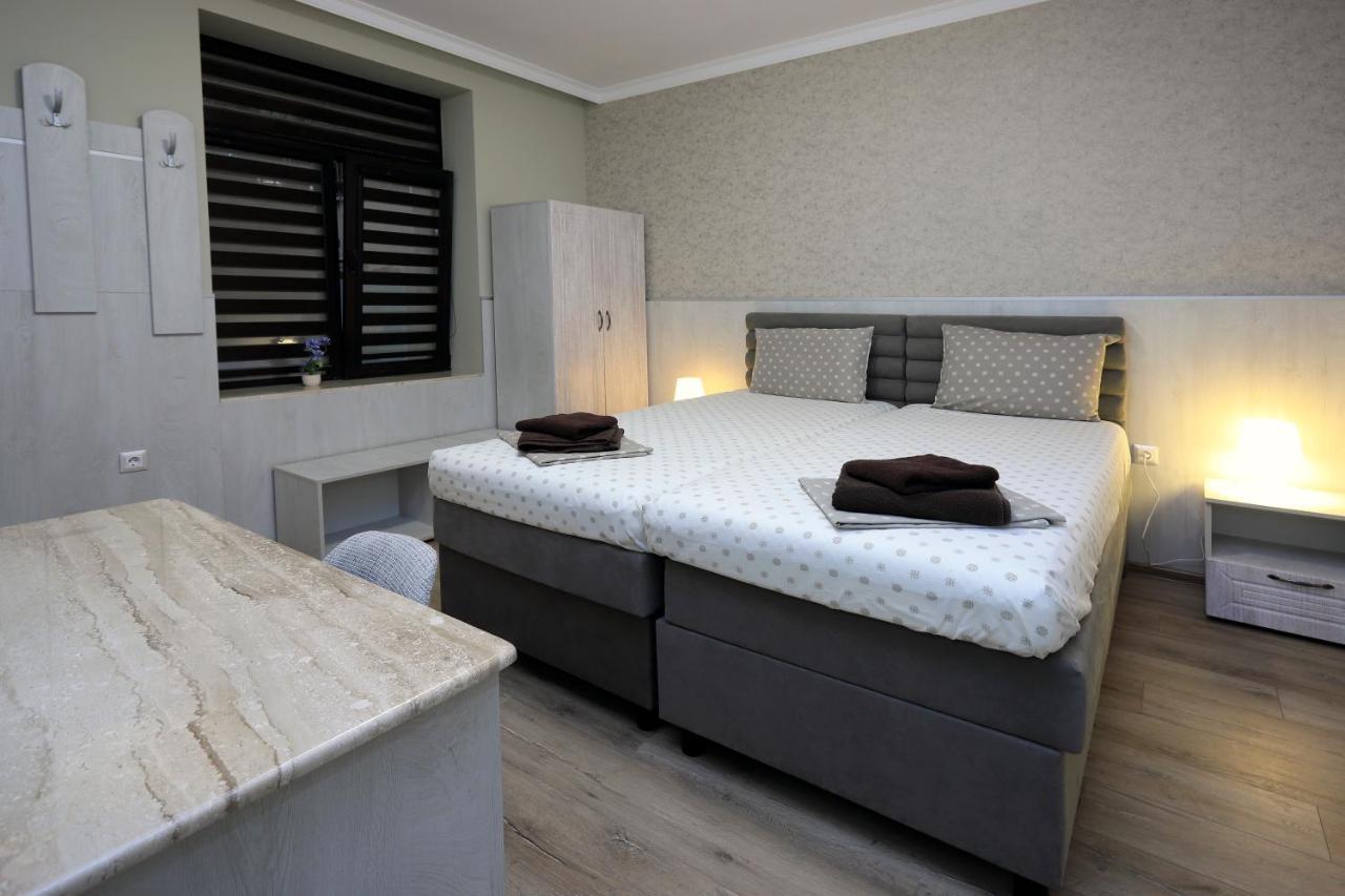 Къща За Гости Кребс Guesthousekrebs 슈멘 외부 사진