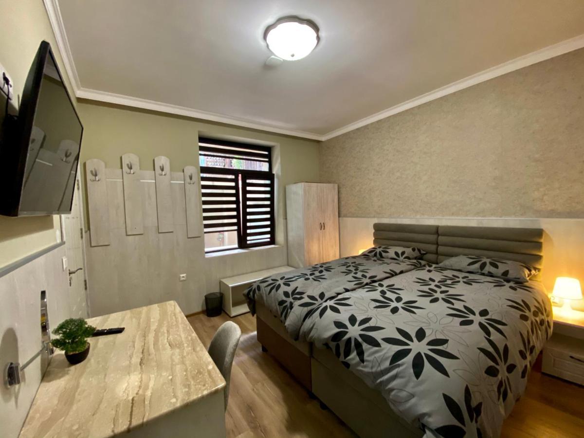 Къща За Гости Кребс Guesthousekrebs 슈멘 외부 사진